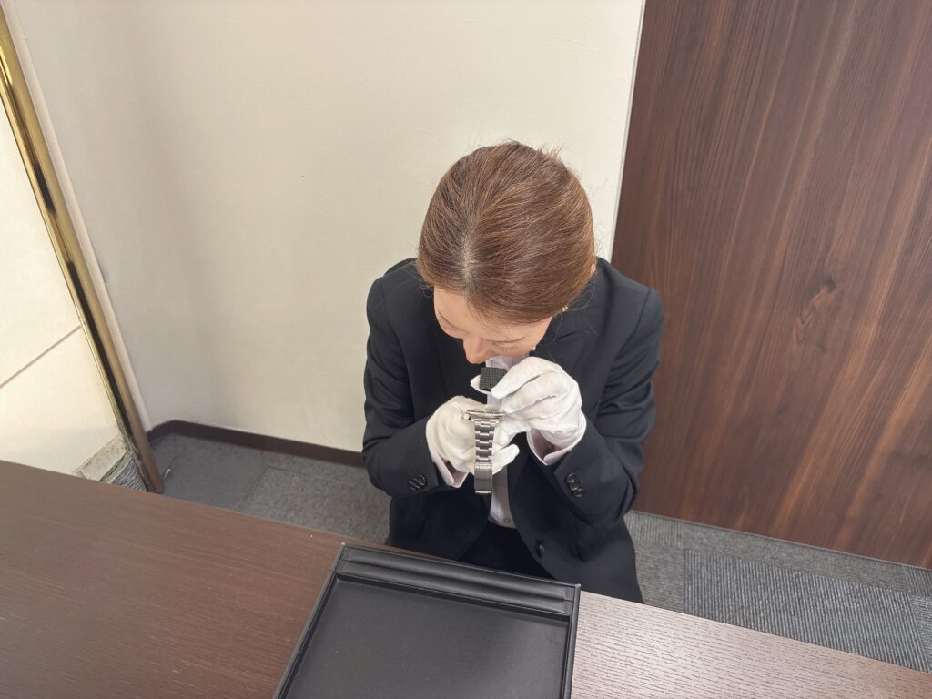 買取大吉 名鉄有松店 査定風景